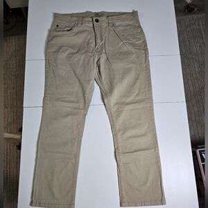 Izod Men's Khaki Chinos